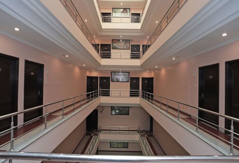 Отель Capital O 40539  Triputi