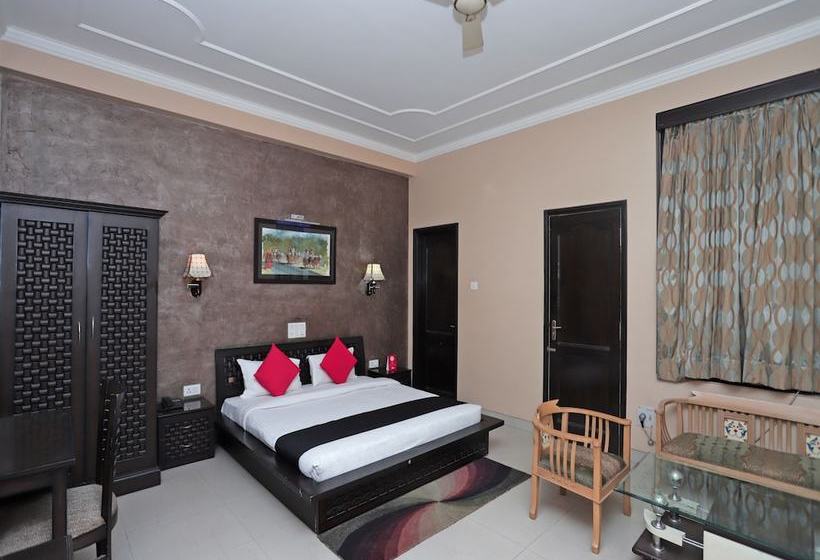 Отель Capital O 40539  Triputi