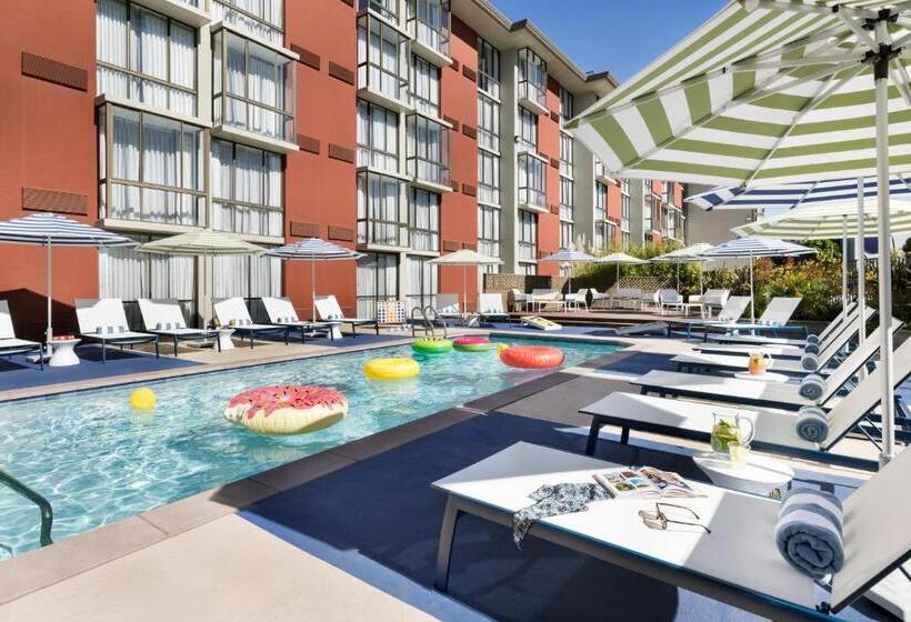 ホテル Caza Fishermans Wharf