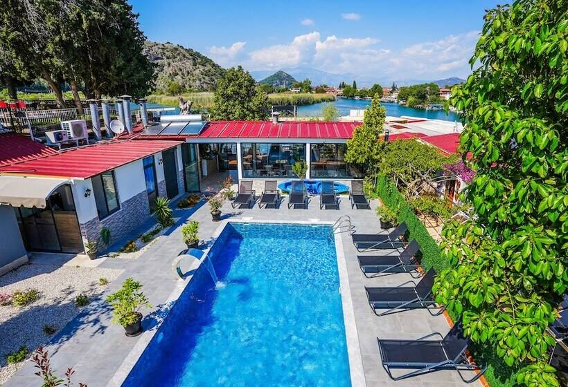 هتل Dalyan Yagmur