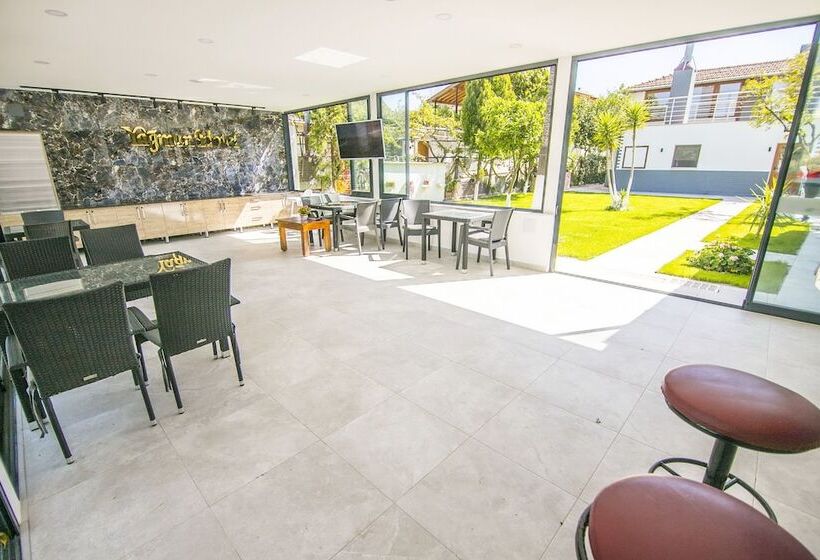 هتل Dalyan Yagmur