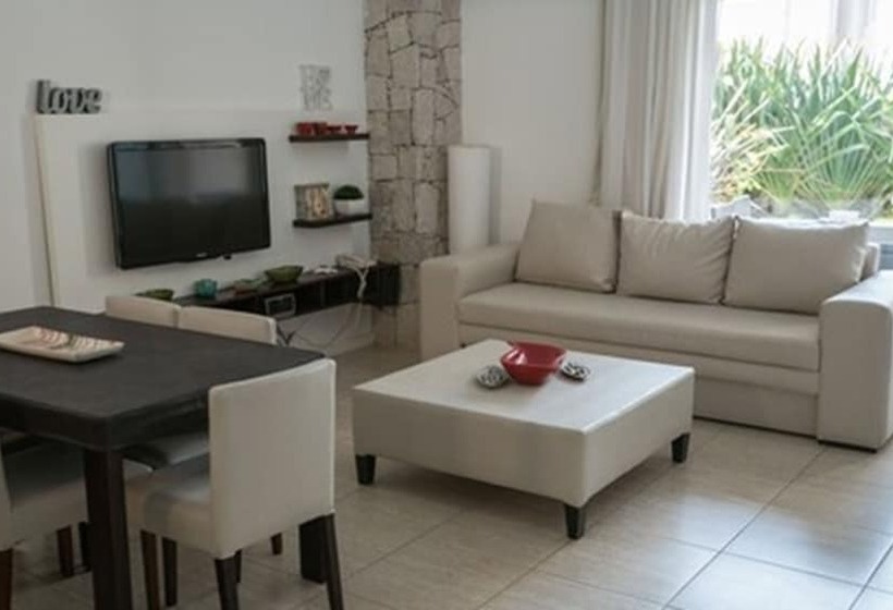 Отель Sea Point By D&g