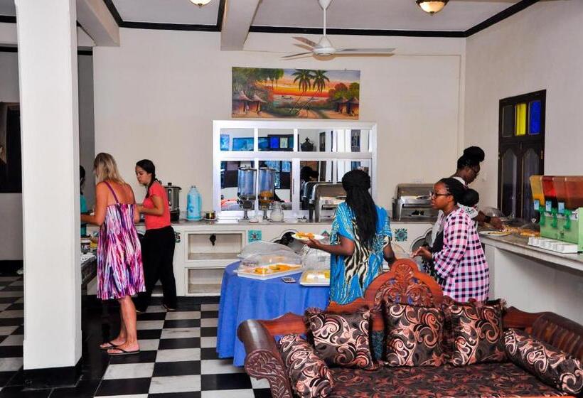 酒店 Forodhani Park