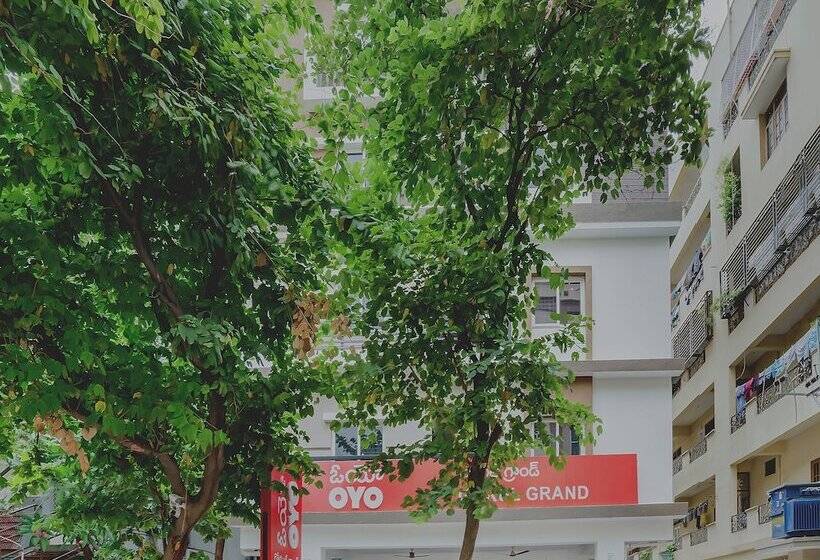Super Hotel O Gokul Grand Near Sr Nagar Police Station