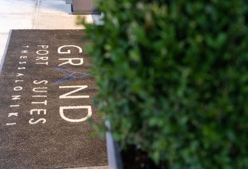 هتل Grand Port Suites