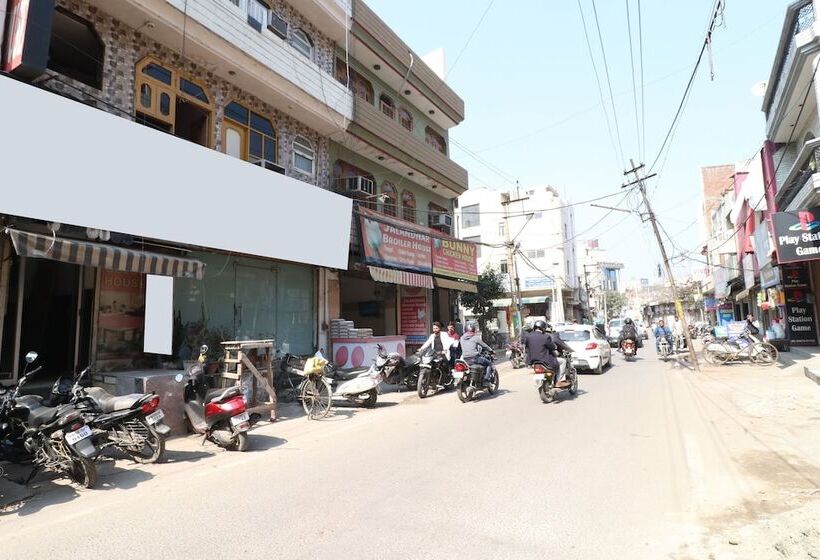 فندق Jalandhar Guest House By Oyo Rooms