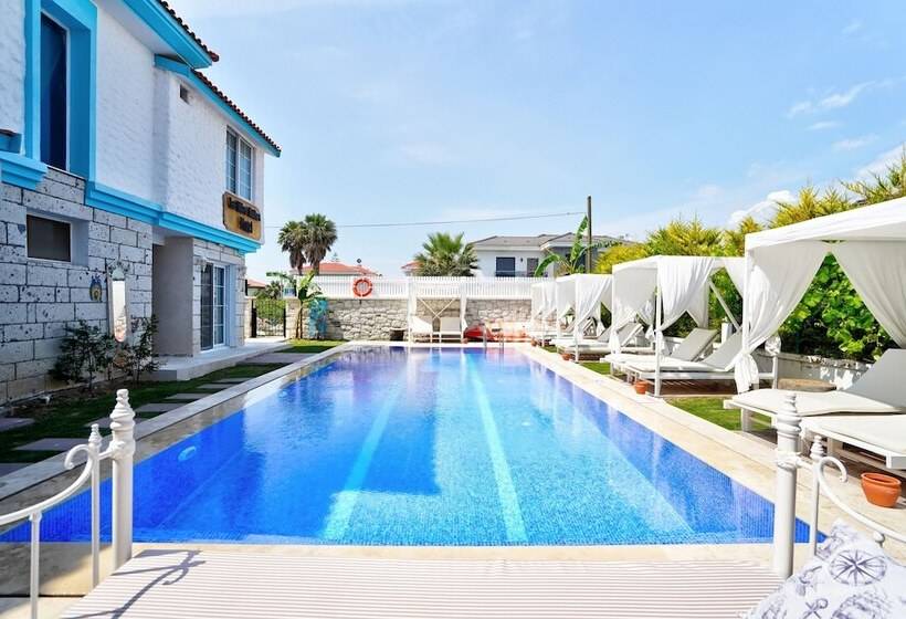 هتل Lamira Suites Alacati