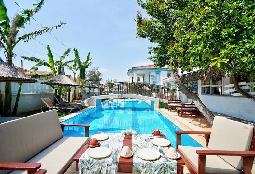 هتل Lamira Suites Alacati