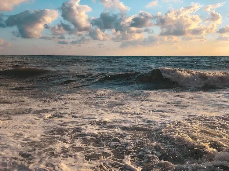 هتل Morskaya Zvezda