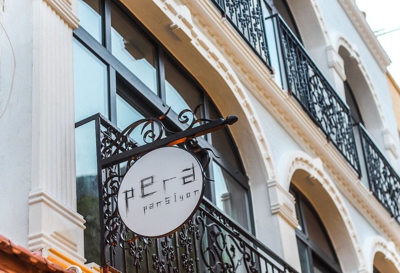 ホテル Pera Pansiyon