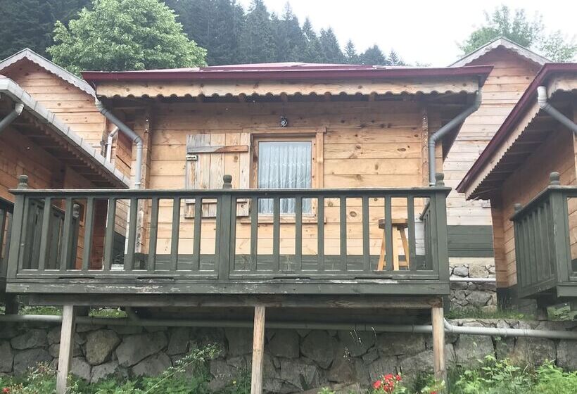 בית מלון כפרי Pilita Bungalov & Restaurant