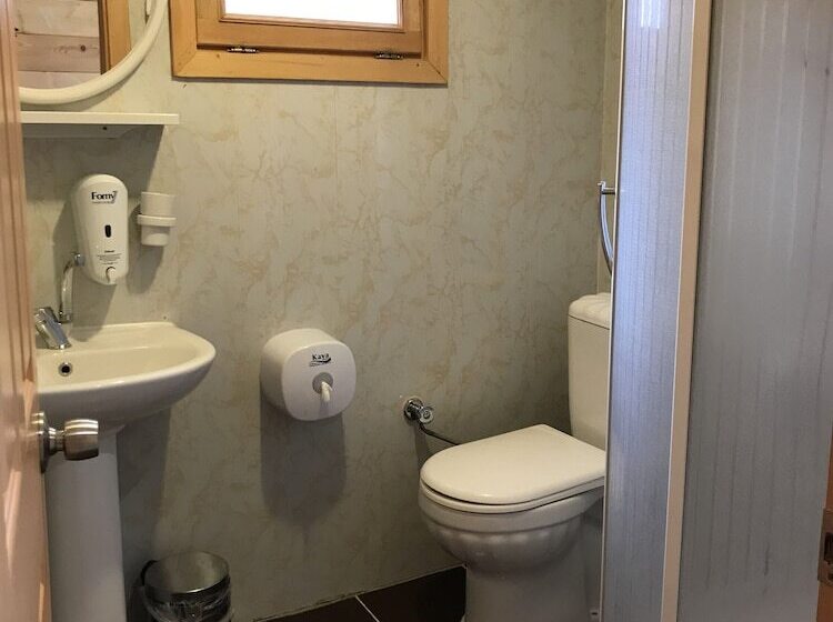 בית מלון כפרי Pilita Bungalov & Restaurant