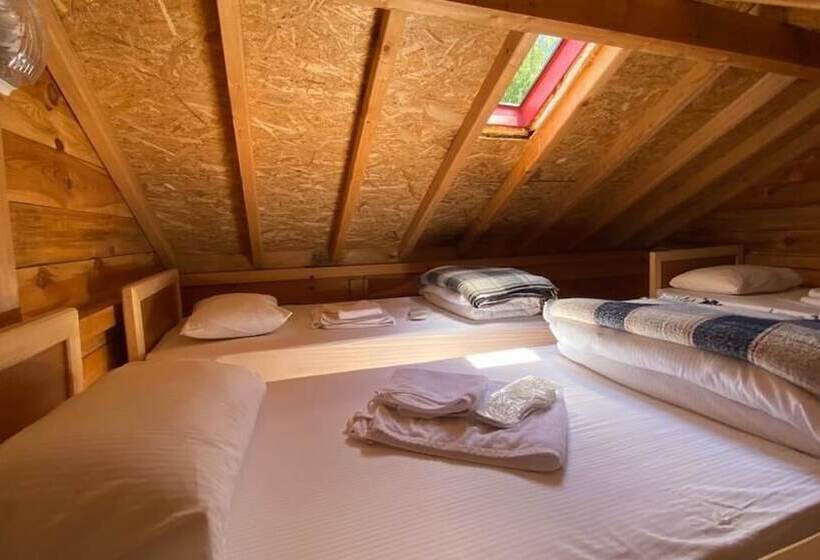 בית מלון כפרי Pilita Bungalov & Restaurant