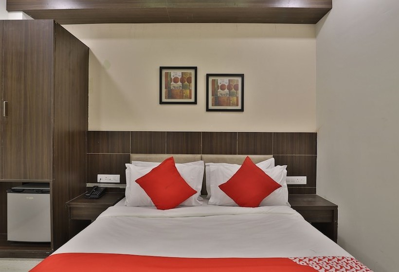 Отель Privya By Oyo Rooms