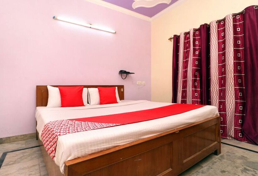 酒店 Regal 2 By Oyo Rooms