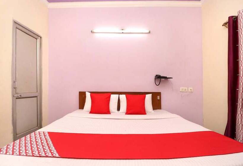 酒店 Regal 2 By Oyo Rooms