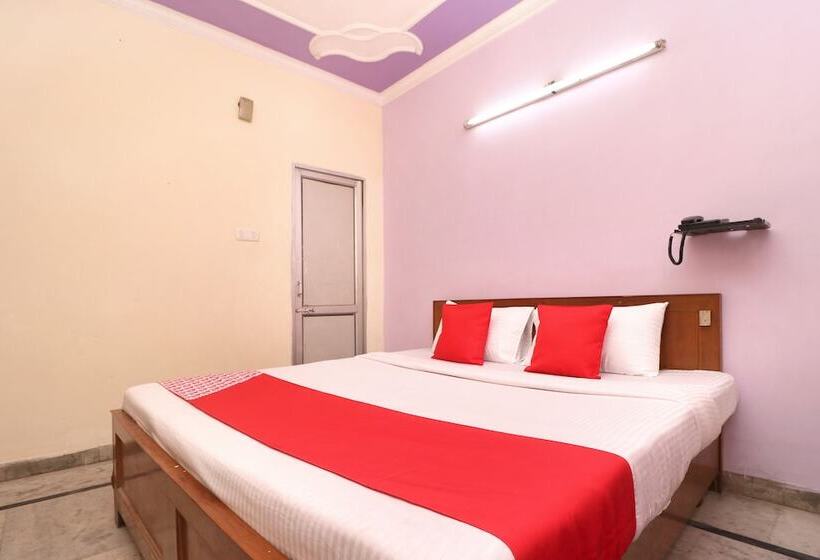 酒店 Regal 2 By Oyo Rooms