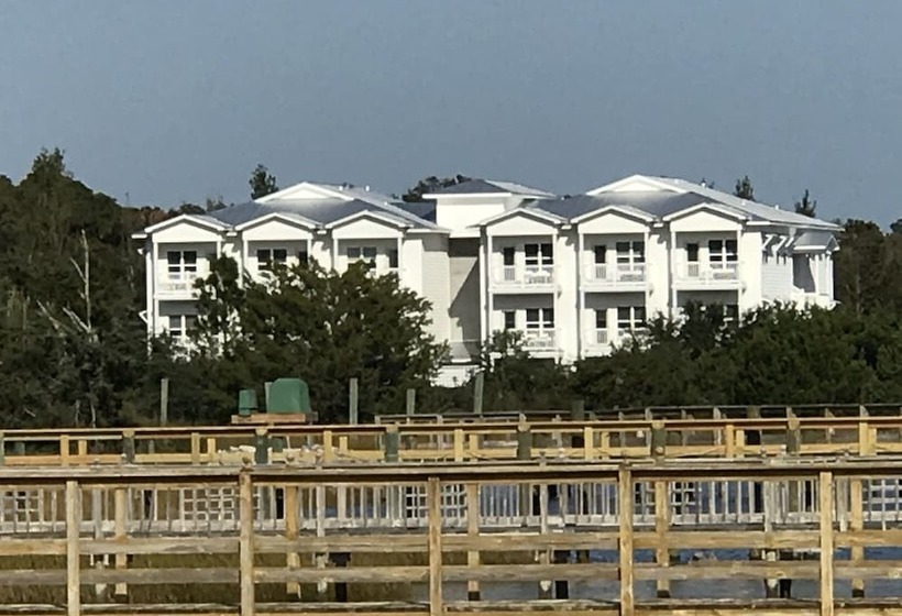 River Hotel Of Southport