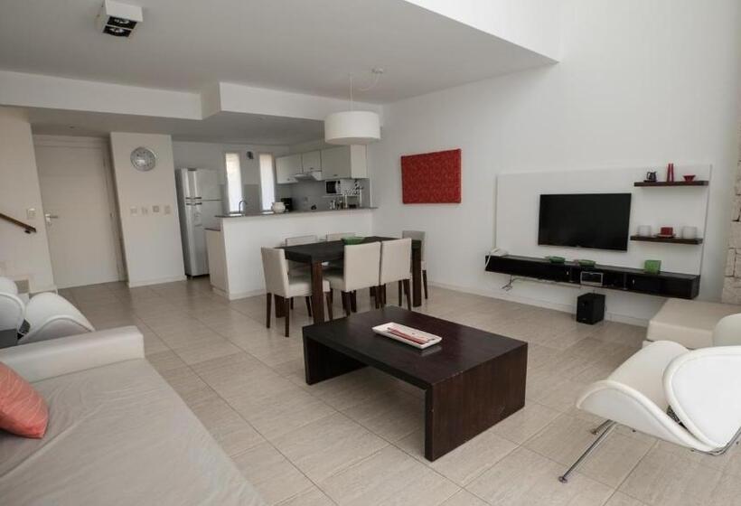 Отель Sea Point By D&g