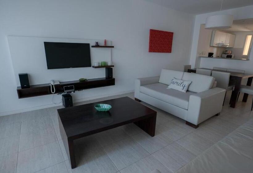 Отель Sea Point By D&g