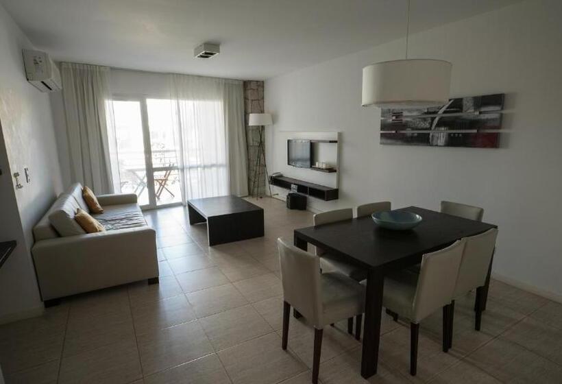 Отель Sea Point By D&g