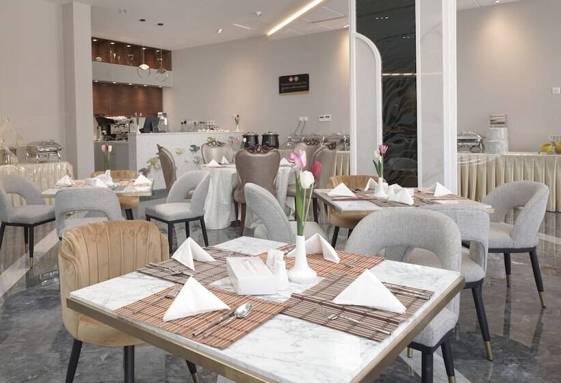 Hotel Swiss In Park Tabuk