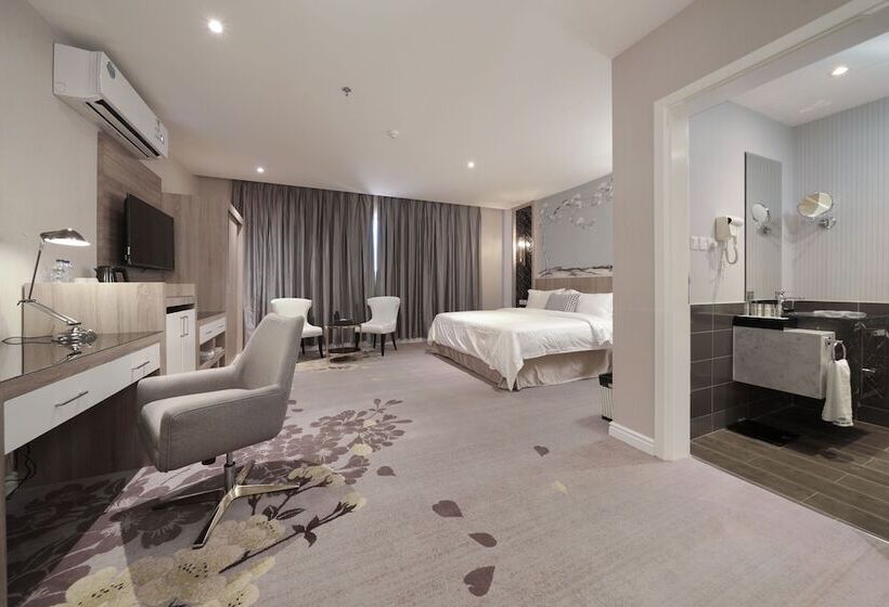 Hotel Swiss In Park Tabuk