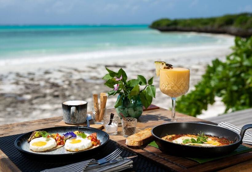 בית מלון כפרי Upendo Beach Boutique