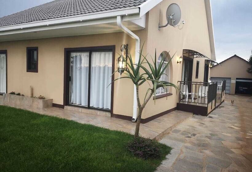 ペンション Aloe Tree Guest House