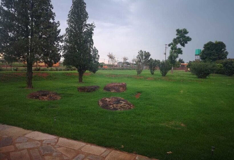 ペンション Aloe Tree Guest House