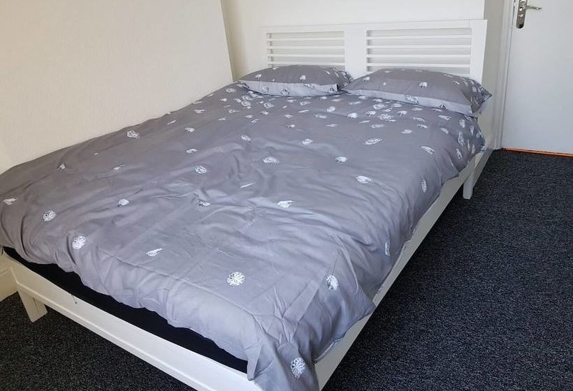 펜션 Brad Properties