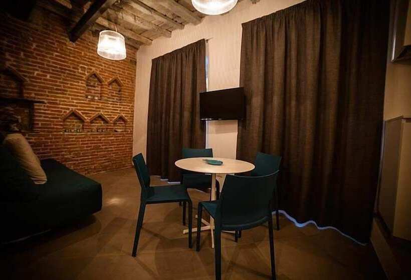 פנסיון Camere Nicolina 2