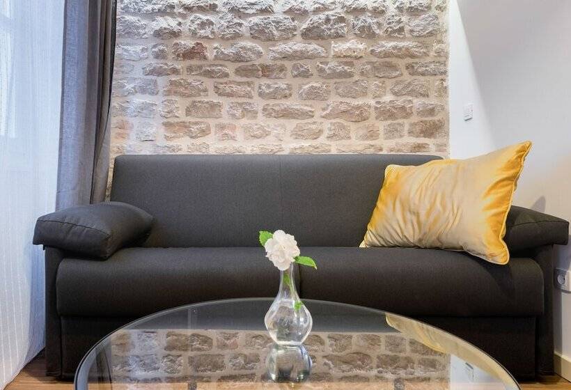 פנסיון Fenice Palace