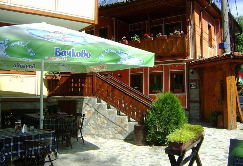 פנסיון Guest House Todorini Kashti