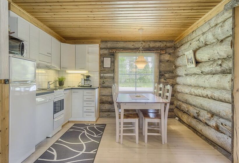 ペンション Iisakki Village