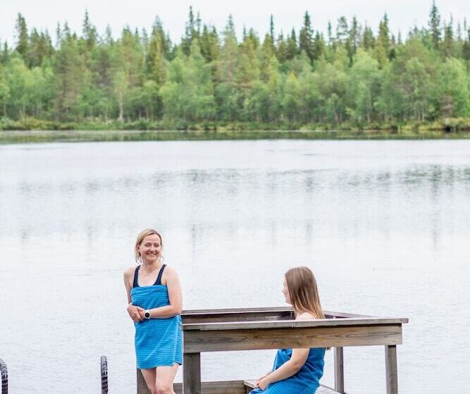 ペンション Iisakki Village