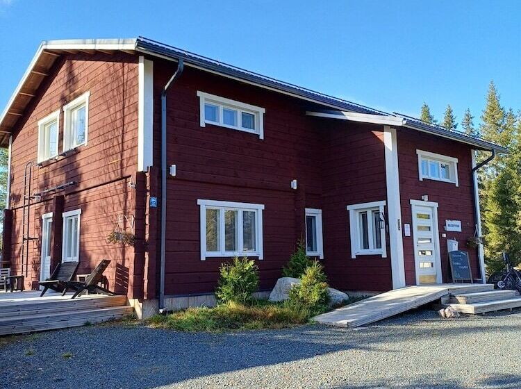 ペンション Iisakki Village