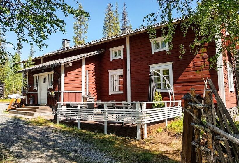 ペンション Iisakki Village