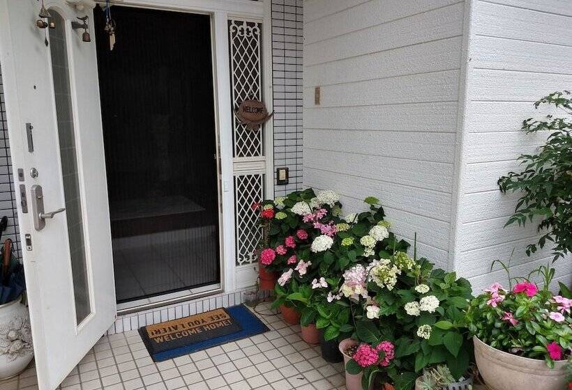 پانسیون Nagomi