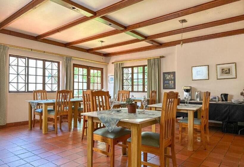 פנסיון Park Gables Loftus