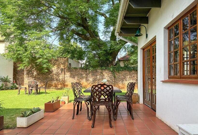 פנסיון Park Gables Loftus