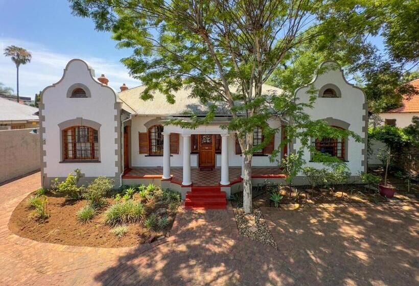 פנסיון Park Gables Loftus