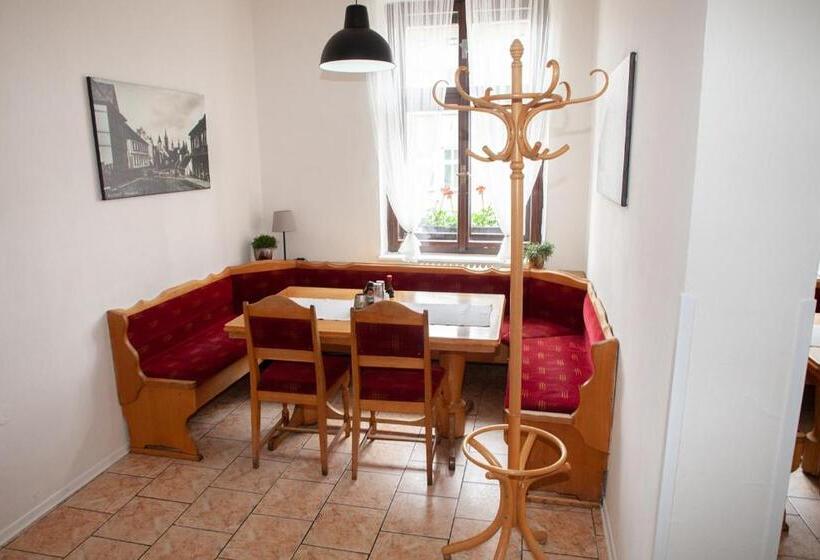 Пансион Restaurace A Penzion Klatovský Dvůr