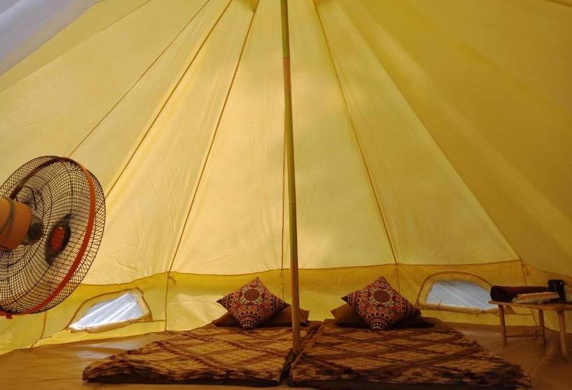 Курорт Cha Bungalow