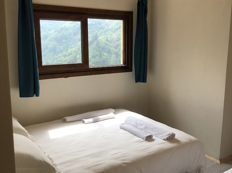 Saral Suit Otel