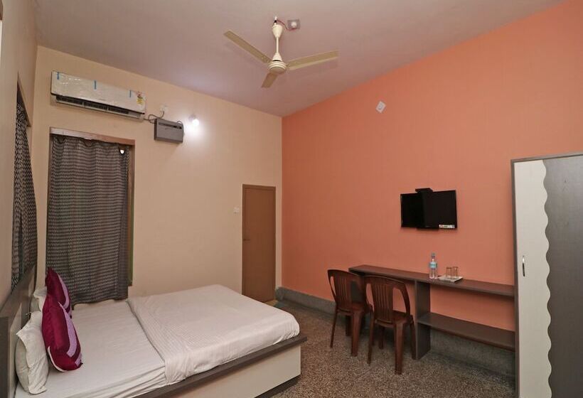 Spot On 39527 Hotel Saraogi