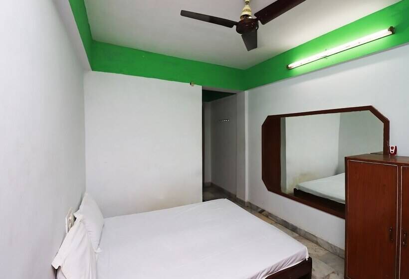 Spot On 43882 Hotel Jeevak International
