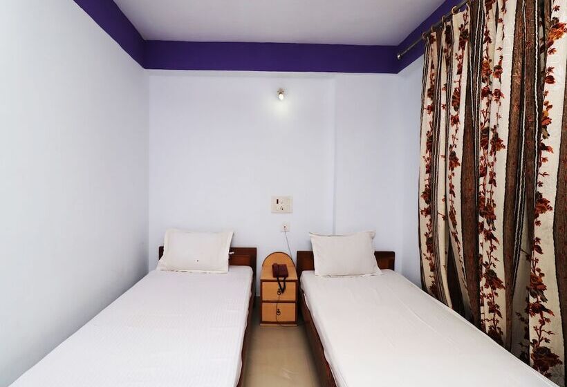 Spot On 43882 Hotel Jeevak International
