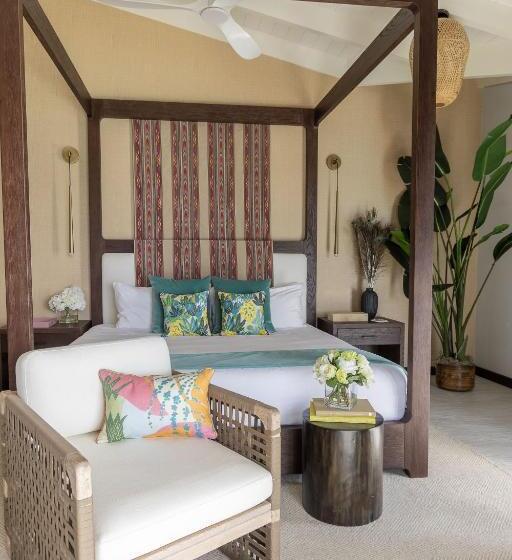 Tamarind Hills Resort & Villas