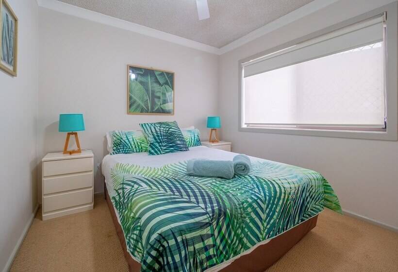 The Waves Port Macquarie